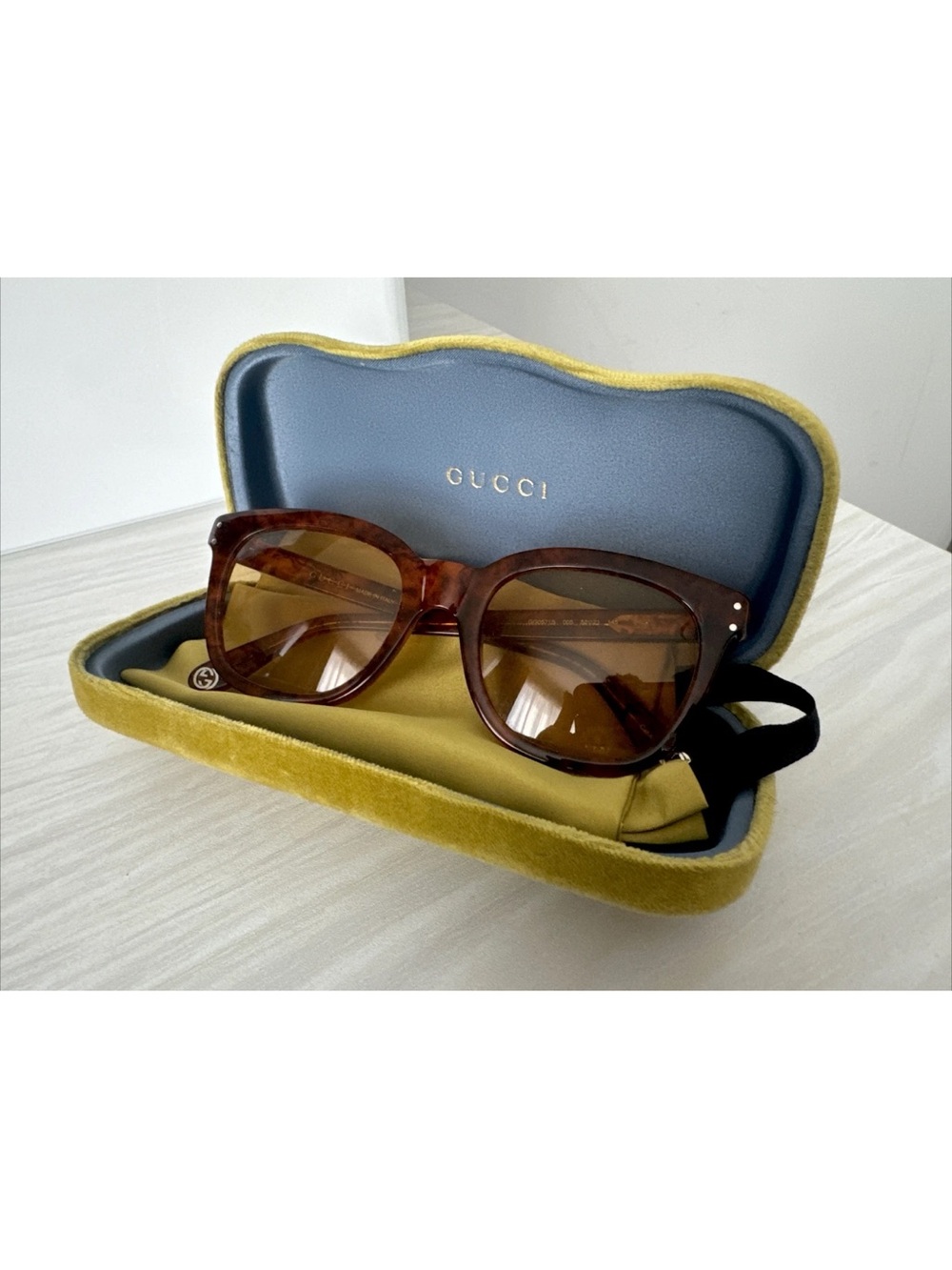 Gucci Oversized Brown Tortoise Shell Sunglasses with Amber Lenses